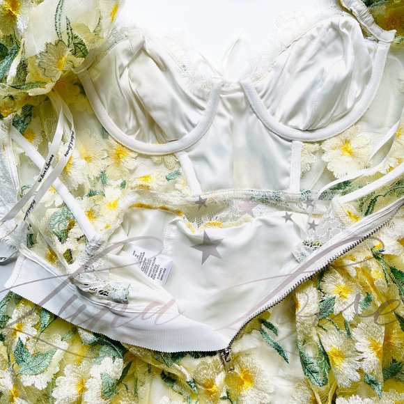 FOR LOVE & LEMONS Carson Midi Daisy Dress (size XS, S & M) NWT - Picture 10 of 13